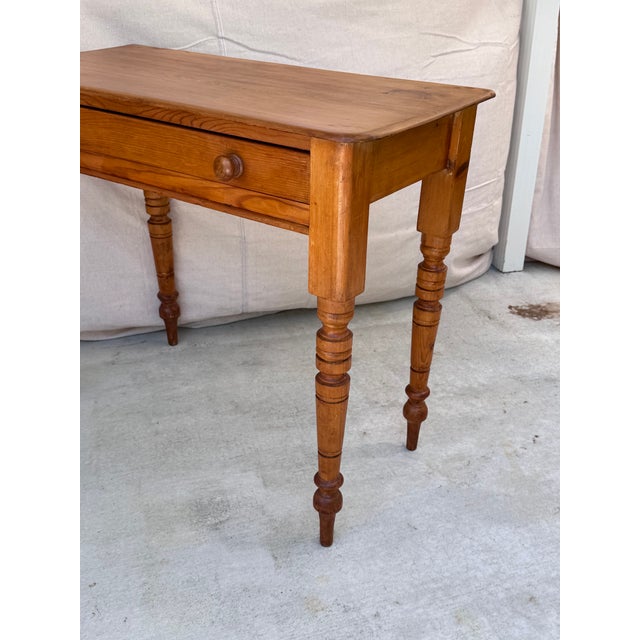 19th Century English Pine Single Drawer Side Table For Sale - Image 14 of 15