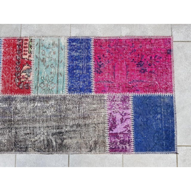 Pink Mid 20th Century Green & Pink Handnotted Runner For Sale - Image 8 of 10