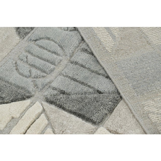 Gray Rug & Kilim’s Scandinavian Rug in Gray With High-Low Geometric Patterns For Sale - Image 8 of 8
