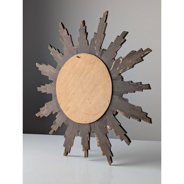 1950s Carved Giltwood Sunburst Convex Wall Mirror, 1950s For Sale - Image 5 of 9