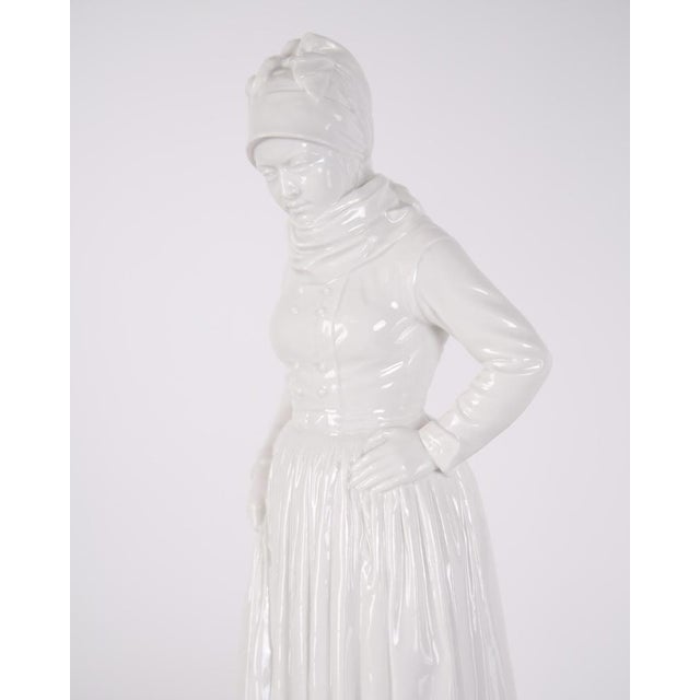 White Porcelain Figure by Amager Carl Martin-Hansen for Royal Copenhagen, 1920s For Sale - Image 8 of 13