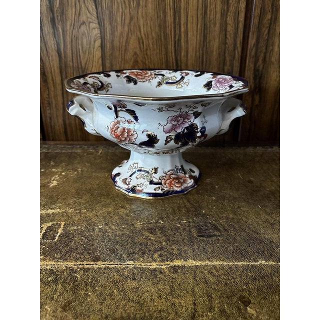 Large Masons Centrepiece Bowl Sizes :- 24 cms diameter, 14.5 cms tall