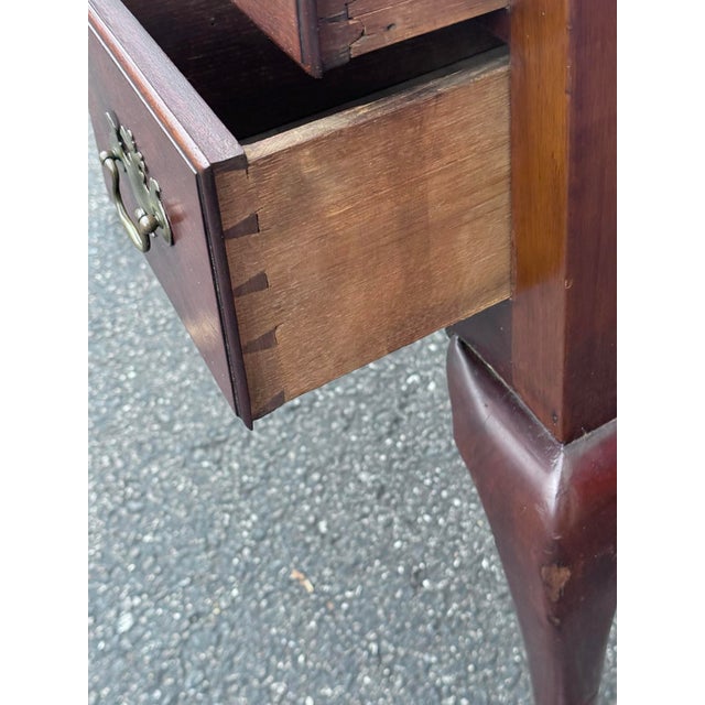 Mid 18th Century Antique 18th Century Mahogany Queen Anne Lowboy For Sale - Image 5 of 9