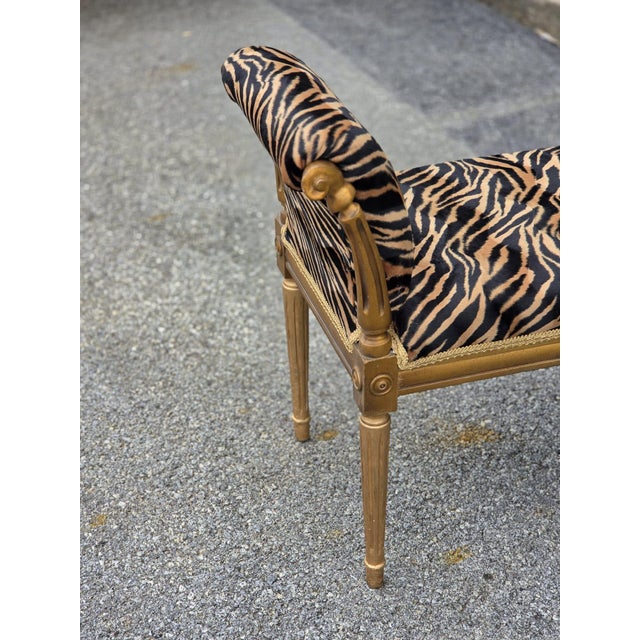 19th Century Italian Gilded Window Bench. For Sale - Image 16 of 17