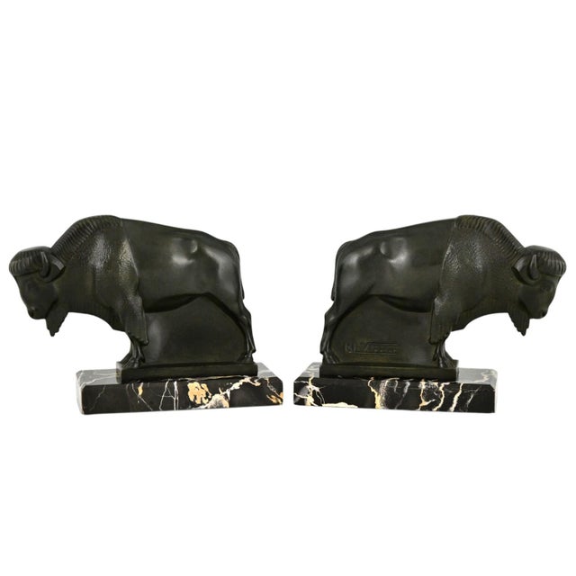 Art Deco Bison Bookends by Max Le Verrier, France, 1930s, Set of 2 For Sale - Image 4 of 10