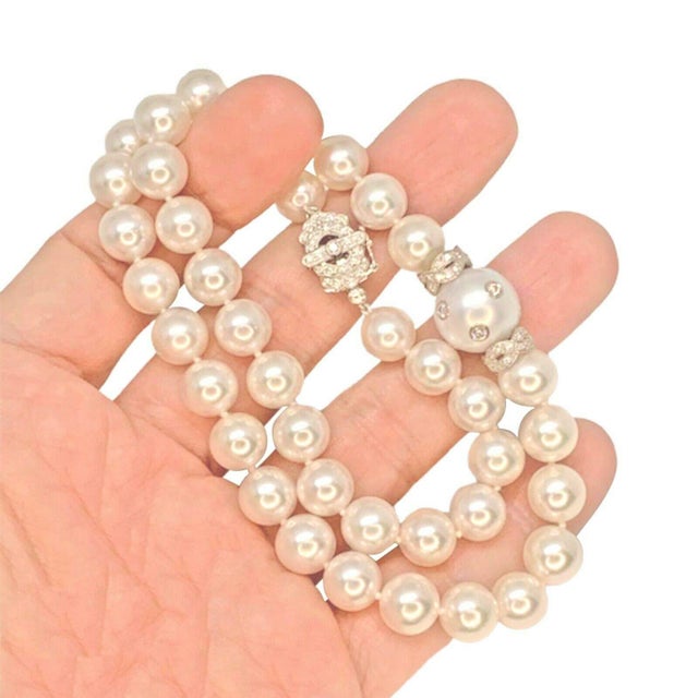 2010s Diamond South Sea Akoya Pearl Necklace 14k White Gold Certified For Sale - Image 5 of 7