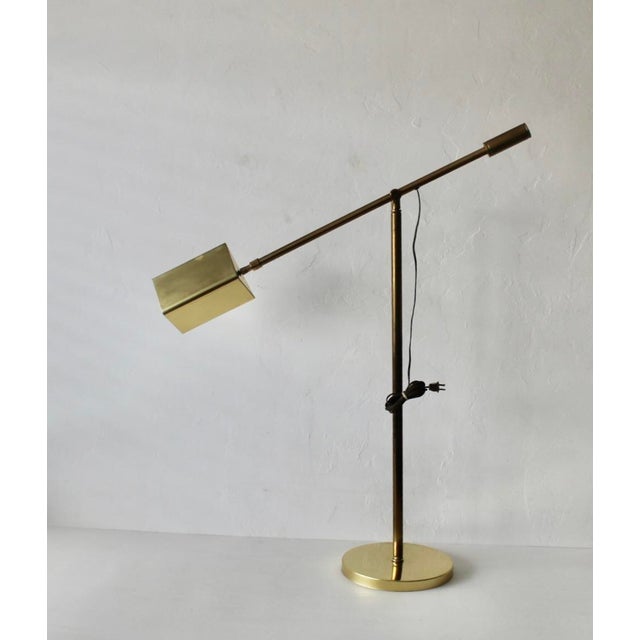 1980s Carsella Lighting Style Mid-Century Counterbalanced Brass Reading Lamp For Sale - Image 14 of 18