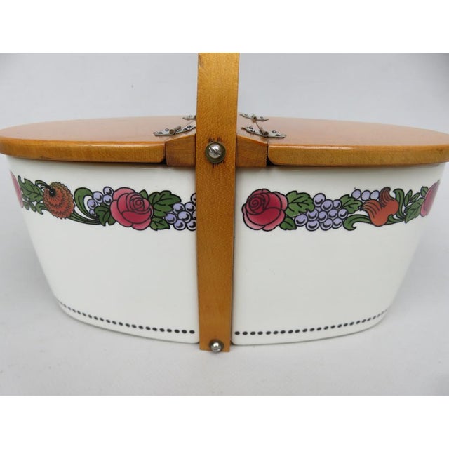 Art Nouveau Pastry Box in Ceramics and Wood, 1890s For Sale - Image 15 of 18