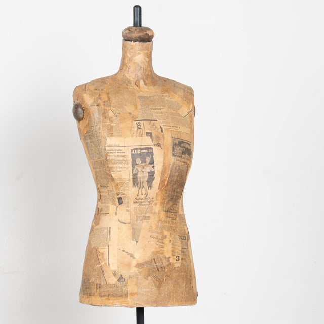 This vintage dress/suit form is perfect for displaying dressed up or simply as a fun vintage accent. An additional feature...