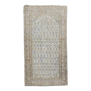 Late 20th Century Paisley Malayer Rug in Clear White Blue Brown Hues For Sale