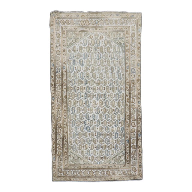 Late 20th Century Paisley Malayer Rug in Clear White Blue Brown Hues For Sale