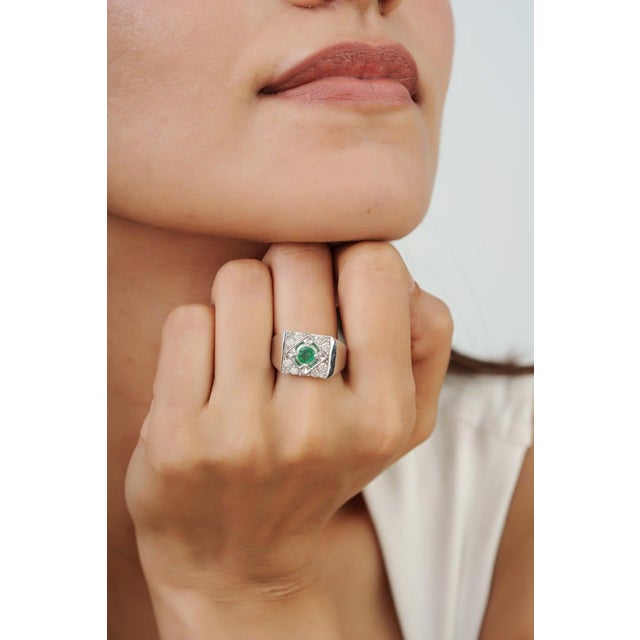 Classic Retro Inspired Emerald Cocktail Wide Band, Size 6.5 For Sale - Image 6 of 14