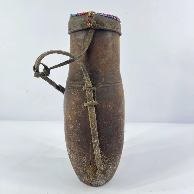 Early 20th Century Pokot Wood Milk Container with Lid and Strap Kenya MATTER COLLECTION For Sale In Denver - Image 6 of 9