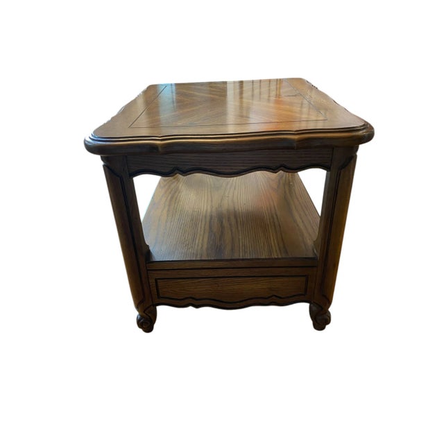 Quick Hits: Brand/Maker: Thomasville Furniture Piece Name: Carved Floral Side Table Style: Traditional / Transitional...