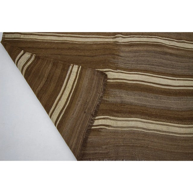 Mid 20th Century Vintage Turkish Brown Natural Wool Kilim Rug - 5′1″ × 10′ For Sale - Image 5 of 7