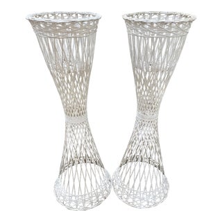 Vintage Russell Woodard Mid Century Spun Fiberglass Tall Fern Stands, a Pair For Sale