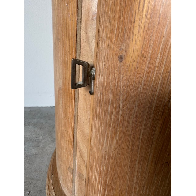 Brown Vintage Henredon Cerused Oak End Table / Nightstand For Sale - Image 8 of 12