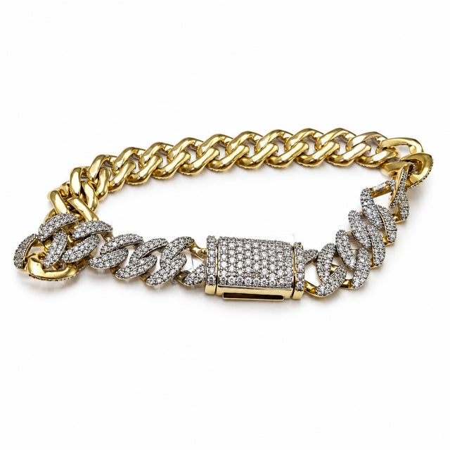 Modern 10k Yellow Gold 2-3/4 CTTW Natural Diamond Link Bracelet, 7 In For Sale - Image 3 of 6