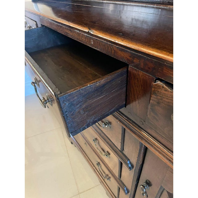 George III Oak Welsh Dresser and Original Plate Rack, 1750s For Sale - Image 14 of 18