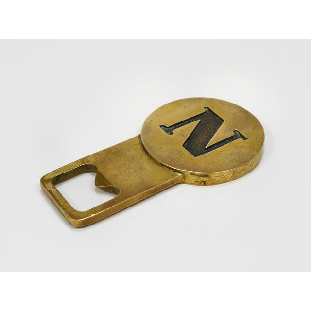 Metal Brass Letter N Initial Bottle Opener by Carl Auböck, Vienna, 1960s For Sale - Image 7 of 10