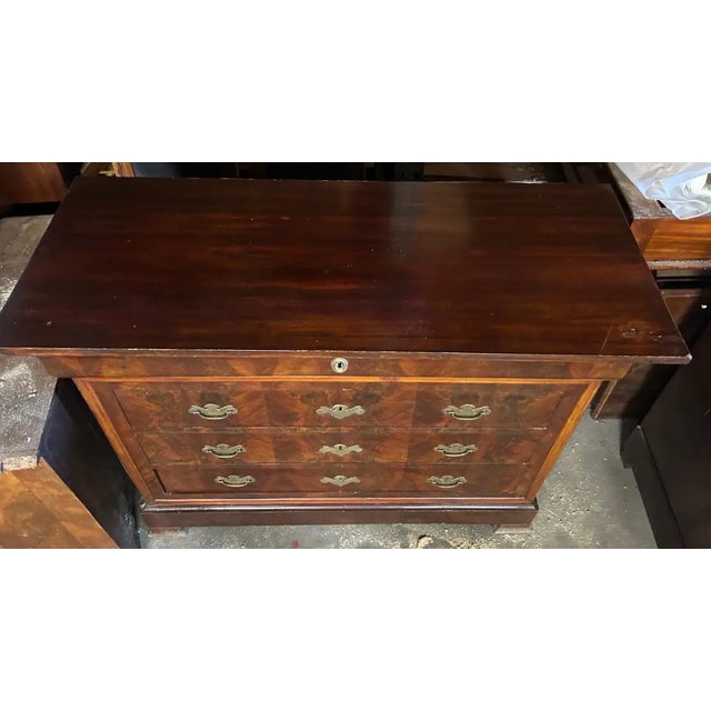 19th Century French Louis Phillipe Chest With Book Matched Mahogany For Sale - Image 4 of 4