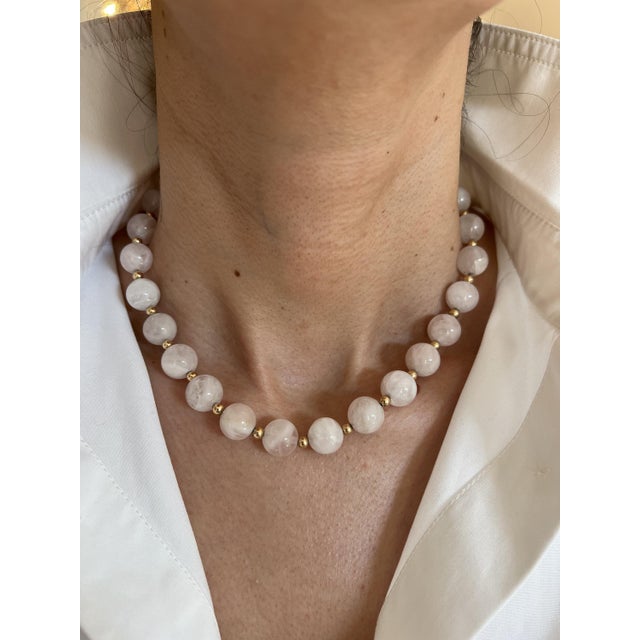 Light Pink Rose Quartz Round Circle Sphere Beads 14 Karat Yellow Gold Bead Short For Sale In Washington DC - Image 6 of 10