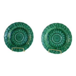 Pair of 19th Century Wedgwood Green Majolica Sunflower Plates For Sale