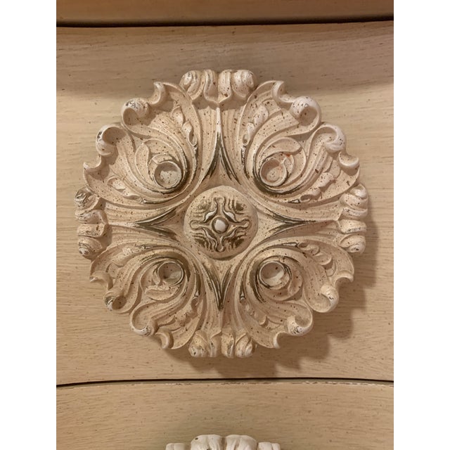 1960's Hollywood Regency Serpentine Dresser Bedroom Set For Sale - Image 10 of 13