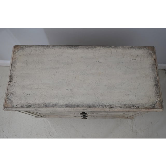 Pair Hooker Hollywood Regency 3 Drawer Commode Chests For Sale - Image 12 of 18