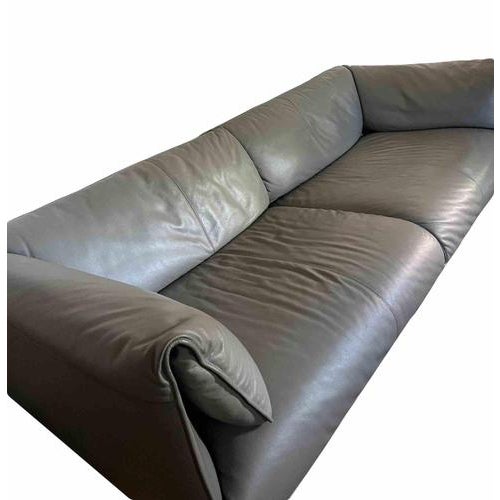 Vintage Leather John John Three Seater Sofa and Coffee Table, Italy, 1980s, Set of 2 For Sale - Image 6 of 9