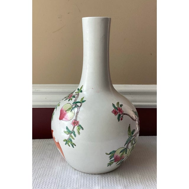 Peach Vintage Chinese Famille-Rose Porcelain Vase – Peach & Bat Motif – 14” Tall, Unmarked For Sale - Image 8 of 11