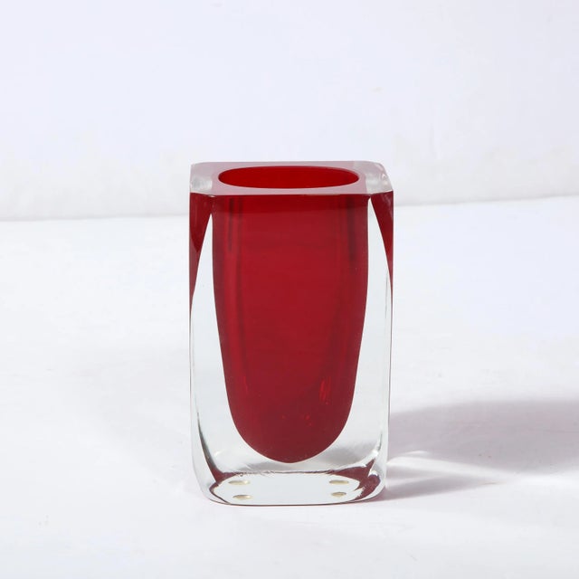 Mid-Century Modern Handblown Cardinal Murano Glass Vase For Sale - Image 11 of 12