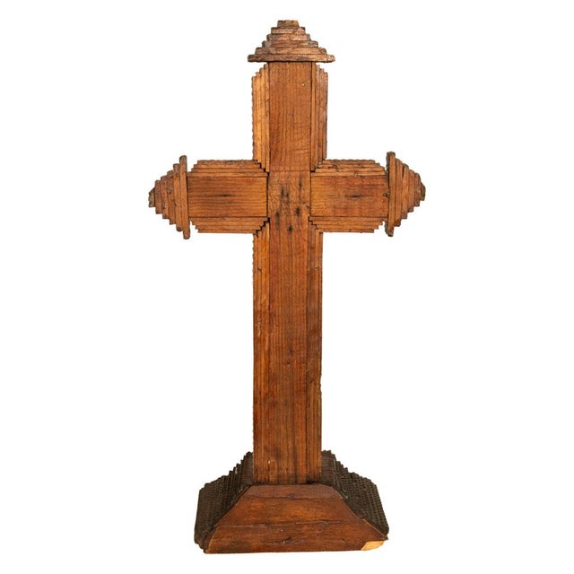 Antique American Tramp Art Carved Wood Crucifix John Zadora Pennsylvania 1900 For Sale - Image 9 of 17