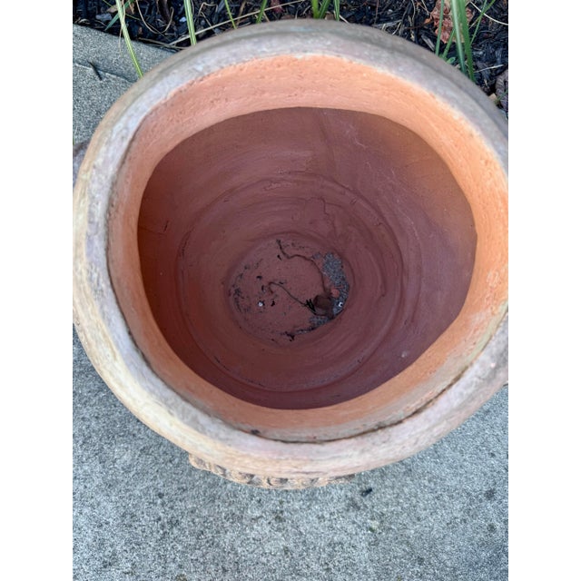 Vintage Tuscan Style Terracotta Garden Urn With Mascaron Handles and Heraldic Crest For Sale In Indianapolis - Image 6 of 9