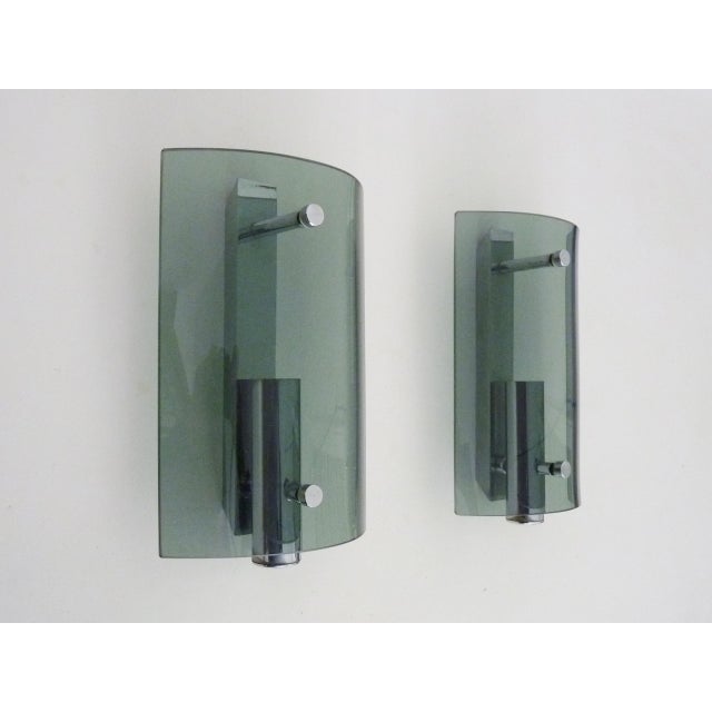Vintage Italian Wall Lights in Bluish Smoked Glass and Chrome, 1970s, Set of 2 For Sale - Image 4 of 9