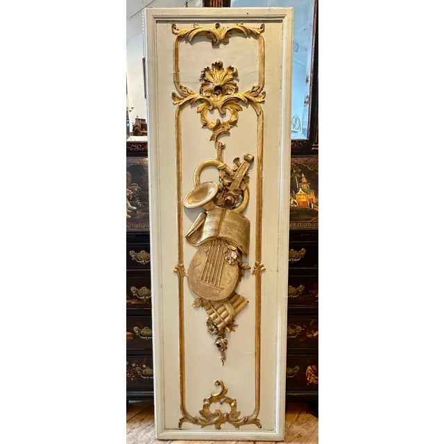 Wood Pair of 18th Century French Parcel Gilt Trophy Panels For Sale - Image 7 of 9