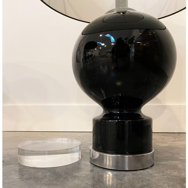 Mid-Century Modern Mid-Century Modern Black Ceramic Lamps With Chrome and Removable Lucite Bases - a Pair For Sale - Image 3 of 11