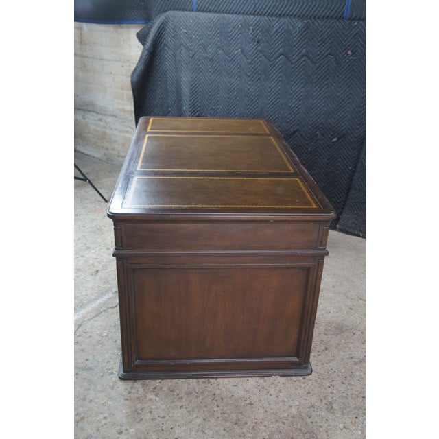 Sligh-Lowry Furniture Co. Sligh Furniture Late 20th Century Tooled Leather Executive Office Library Desk For Sale - Image 4 of 14