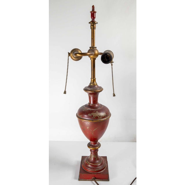 Mid 20th Century Mid-Century Decorative Toleware Tole Style Painted Red and Gold Table Lamp For Sale - Image 5 of 13