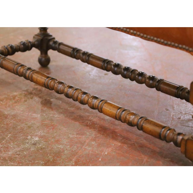 Wood Early 20th Century French Louis XIII Style Walnut Bench With Leather Seat For Sale - Image 7 of 9