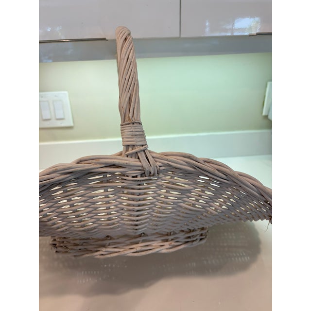 Late 20th Century Large Vintage Whitewashed Wicker Gathering Basket With Tall Handle For Sale - Image 5 of 11