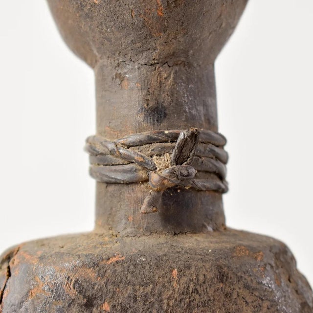Brown Early 20th Century Chamba Male Figure on Custom Base Nigeria For Sale - Image 8 of 11