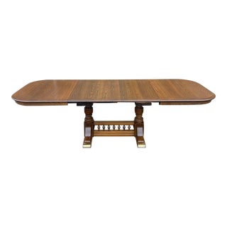 20th Century S. Bent & Bros Traditional Solid Oak 104" Extension Dining Table With 4 Leaves For Sale