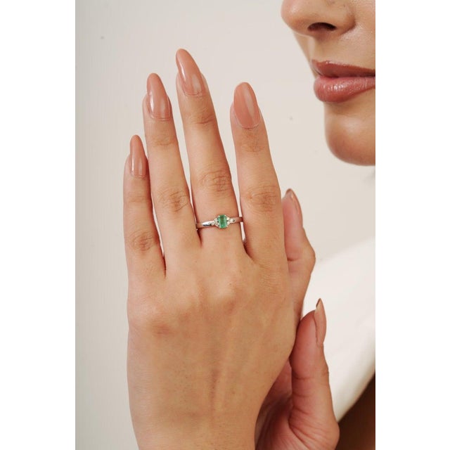 Metal Petite Emerald Ring With Diamond Accents in 925 Sterling Silver - Size 6 For Sale - Image 7 of 10