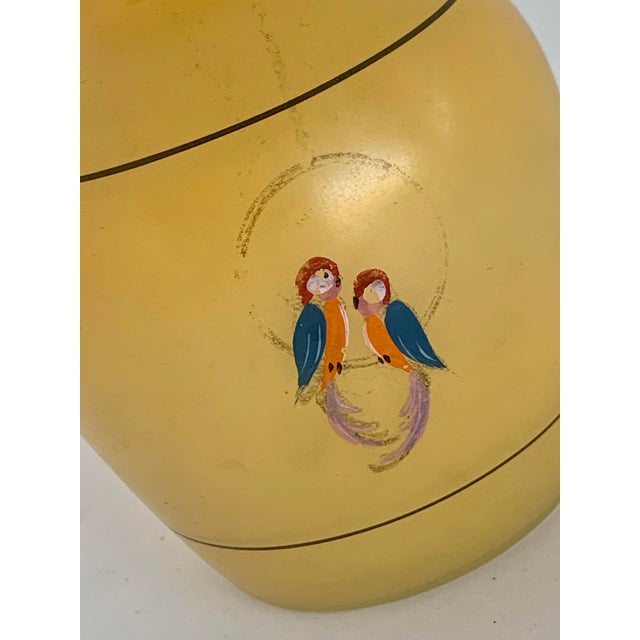 Palm Beach Style Vintage Yellow Glass Vase With Two Hand Painted Parrots Adorning the Front Face For Sale - Image 9 of 10