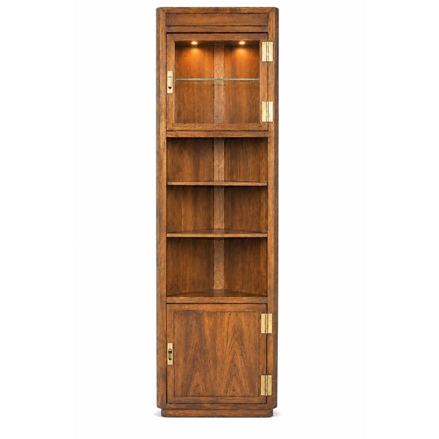 1970s Campaign Vintage Henredon Lighted Oak Corner Display Cabinet With Glass Door For Sale - Image 13 of 14