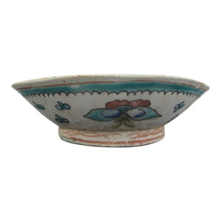 Chinese Nyonya Porcelain Butterfly & Flower Enamel Bowl With Turquoise Center For Sale