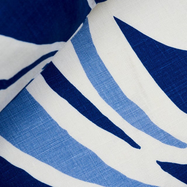 Textile Schumacher Stevie Pillow in Blue & White For Sale - Image 7 of 11