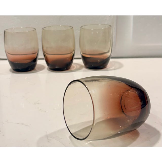 Mid-Century Modern Late 20th Century Rose Colored Ombre Lowball Tumblers - Set of 4 For Sale - Image 3 of 9