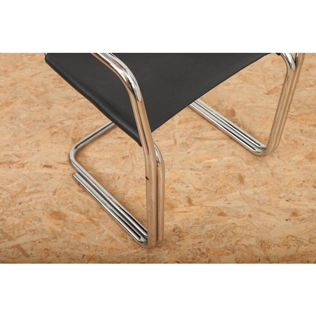 Type 22 the Clamp Cantilever Chair with Chrome-Plated Tubular Steel and Black Leather from Ulysses Müller, 1989 For Sale - Image 10 of 15